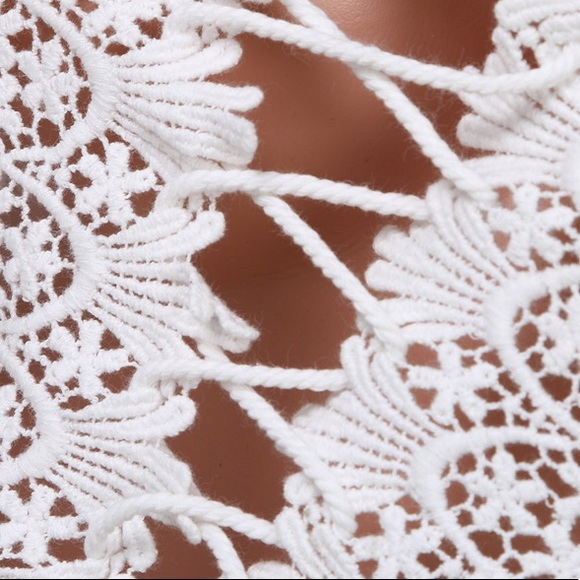 Last 1🆕Lana White Eyelet Off the Shoulder Top - Picture 6 of 7